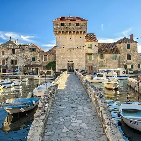 Dawn 别墅 特罗吉尔