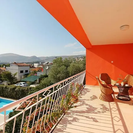 Dawn Villa *